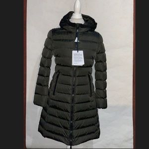 moncler taleve black